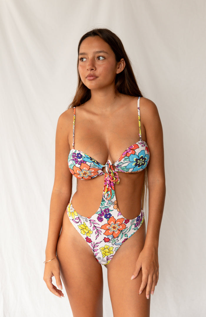 80’s Muse Retro Flora Keyhole String One Piece